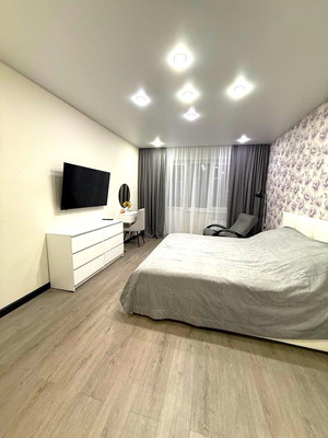 Продам многокомнатную квартиру, Ноксинский Спуск ул, 33, Казань г