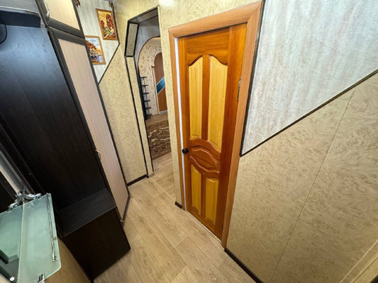 Продам двухкомнатную (2-комн.) квартиру, Комсомольская ул, 38, Комсомольск-на-Амуре г