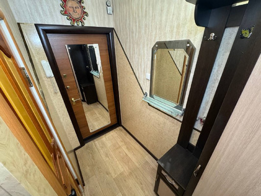 Продам двухкомнатную (2-комн.) квартиру, Комсомольская ул, 38, Комсомольск-на-Амуре г