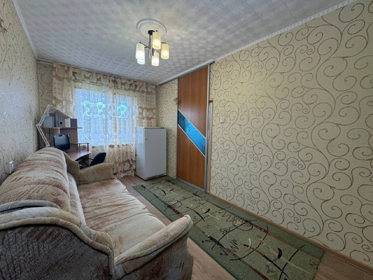 Продам двухкомнатную (2-комн.) квартиру, Комсомольская ул, 38, Комсомольск-на-Амуре г