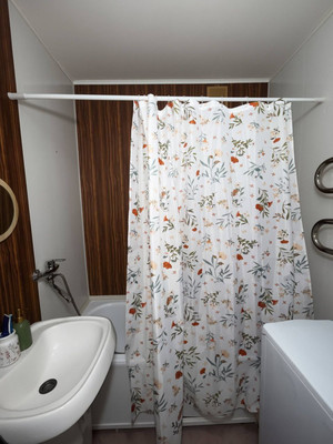 Продам двухкомнатную (2-комн.) квартиру, Калинина ул, 116, Ишим г