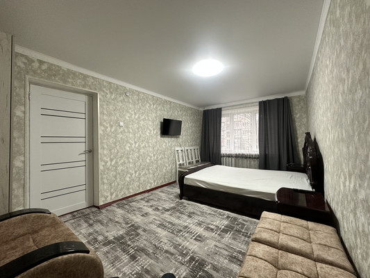 Продам однокомнатную (1-комн.) квартиру, Мовсисяна ул, 3, Нальчик г