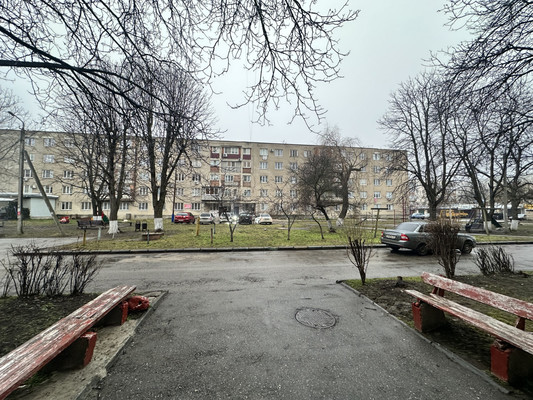 Продам однокомнатную (1-комн.) квартиру, Мовсисяна ул, 3, Нальчик г