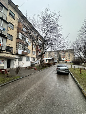 Продам однокомнатную (1-комн.) квартиру, Мовсисяна ул, 3, Нальчик г