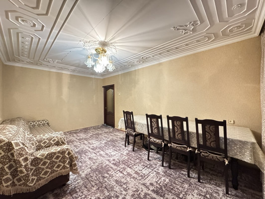 Продам трехкомнатную (3-комн.) квартиру, Тырныаузский проезд, 3, Нальчик г