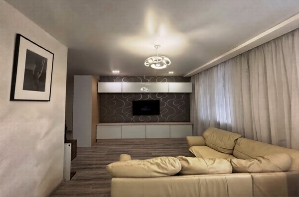 Продам трехкомнатную (3-комн.) квартиру, Батуринская ул, 159/78, Ростов-на-Дону г