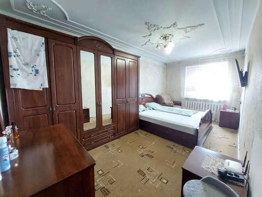 Продам трехкомнатную (3-комн.) квартиру, Тырныаузский проезд, 3, Нальчик г