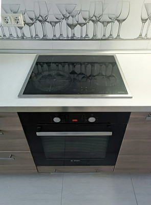 Продам трехкомнатную (3-комн.) квартиру, Батуринская ул, 159/78, Ростов-на-Дону г