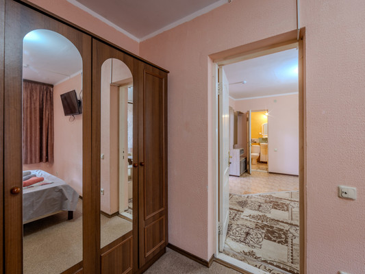 Продам гостиницу 380 м2, Морская 4 ул, Саки г