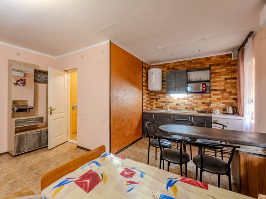 Продам гостиницу 380 м2, Морская 4 ул, Саки г