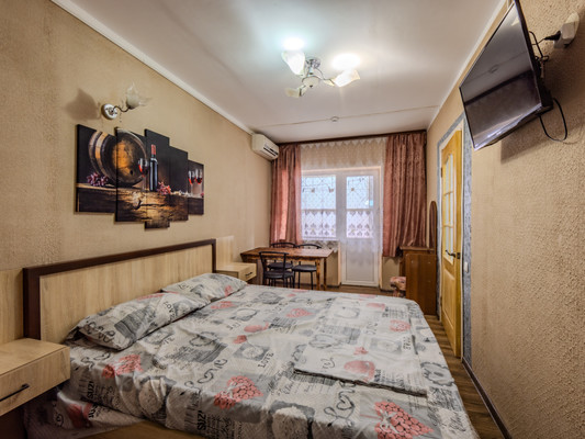 Продам гостиницу 380 м2, Морская 4 ул, Саки г