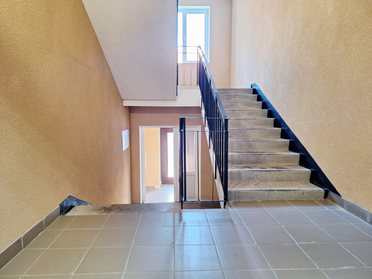 Продам двухкомнатную (2-комн.) квартиру, Тенистая ул, 11к1, Юкки д