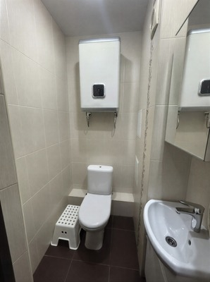 Продам трехкомнатную (3-комн.) квартиру, Батуринская ул, 159/78, Ростов-на-Дону г