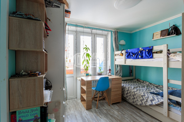 Продам двухкомнатную (2-комн.) квартиру, Кавказский б-р, 15, Москва г