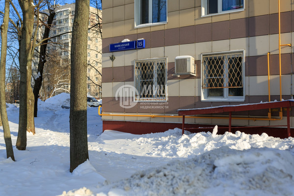 Продам двухкомнатную (2-комн.) квартиру, Кавказский б-р, 15, Москва г