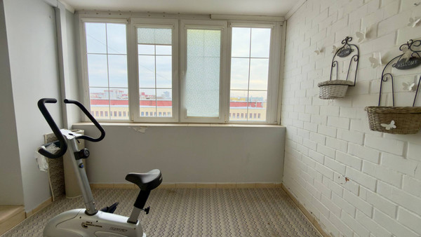 Продам трехкомнатную (3-комн.) квартиру, Карла Маркса ул, 191, Сыктывкар г