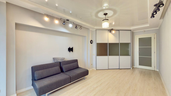 Продам трехкомнатную (3-комн.) квартиру, Карла Маркса ул, 191, Сыктывкар г