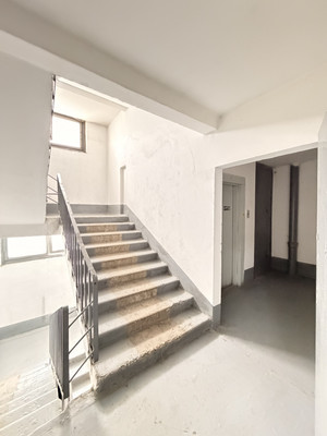 Продам однокомнатную (1-комн.) квартиру, Фурманова ул, 12ка, Нальчик г