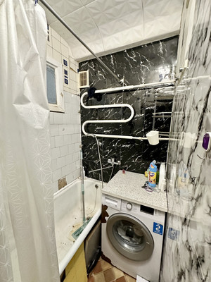 Продам трехкомнатную (3-комн.) квартиру, Каширская ул, 8к1, Ростов-на-Дону г