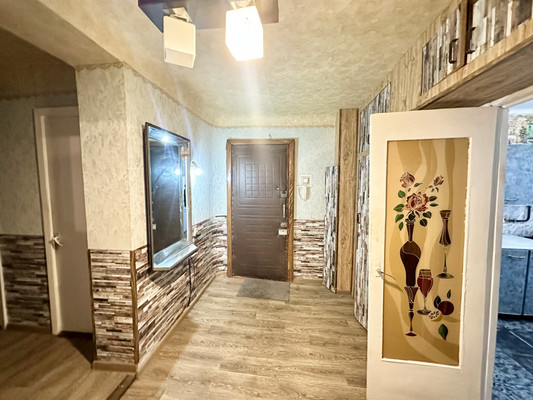 Продам трехкомнатную (3-комн.) квартиру, Зорге ул, 50, Ростов-на-Дону г