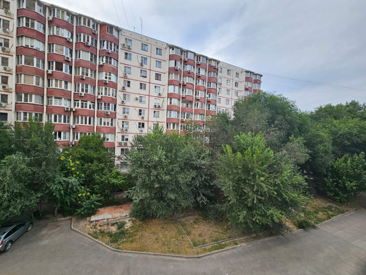 Продам трехкомнатную (3-комн.) квартиру, Ленина пр-кт, 105Г, Ростов-на-Дону г
