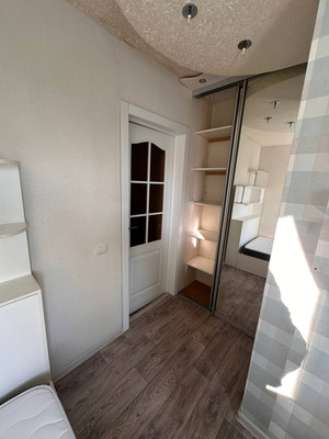 Продам двухкомнатную (2-комн.) квартиру, Лескова ул, 46, Нижний Новгород г