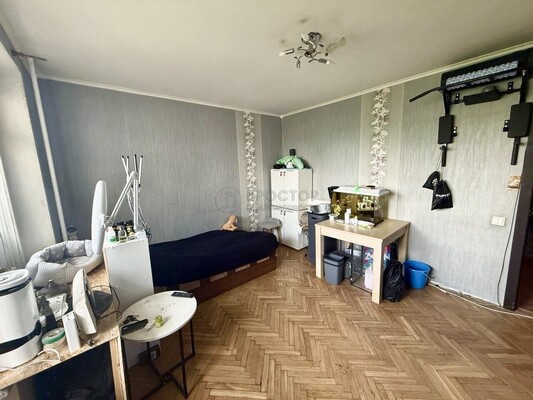 Продам двухкомнатную (2-комн.) квартиру, Зеленодольская ул, 15к2, Москва г