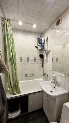 Продам двухкомнатную (2-комн.) квартиру, Зеленодольская ул, 15к2, Москва г