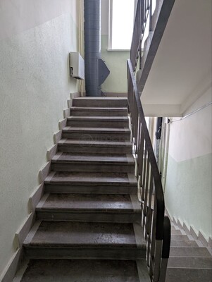 Продам трехкомнатную (3-комн.) квартиру, 2-я Владимирская ул, 3, Москва г