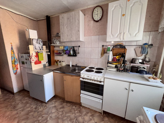 Продам многокомнатную квартиру, Сиреневый б-р, 9, Санкт-Петербург г