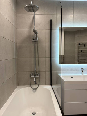 Продам трехкомнатную (3-комн.) квартиру, Большая Московская ул, 59, Великий Новгород г