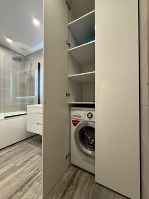 Продам трехкомнатную (3-комн.) квартиру, Большая Московская ул, 59, Великий Новгород г