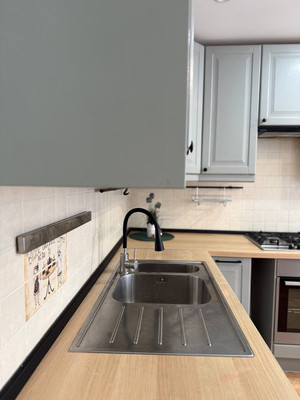 Продам трехкомнатную (3-комн.) квартиру, Большая Московская ул, 59, Великий Новгород г