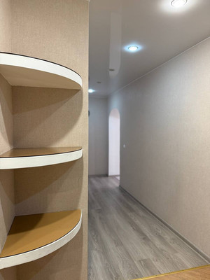 Продам трехкомнатную (3-комн.) квартиру, Большая Московская ул, 59, Великий Новгород г