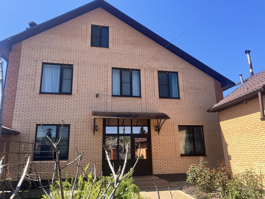 Продам коттедж, 9 Января ул, 136, Апшеронск г, 0 км от города