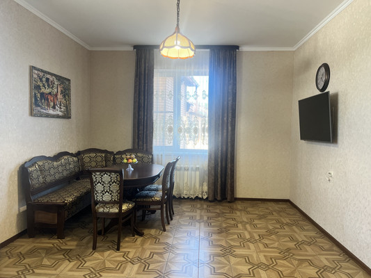 Продам коттедж, 9 Января ул, 136, Апшеронск г, 0 км от города