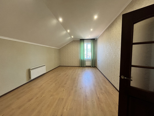 Продам коттедж, 9 Января ул, 136, Апшеронск г, 0 км от города