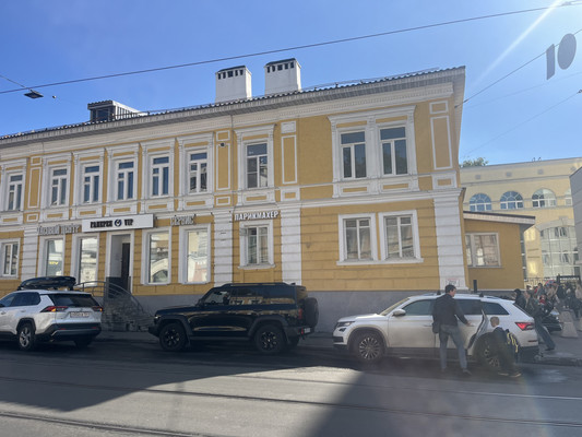 Продам трехкомнатную (3-комн.) квартиру, Пискунова ул, 33, Нижний Новгород г