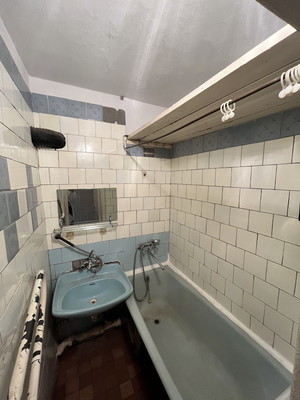 Продам трехкомнатную (3-комн.) квартиру, Пискунова ул, 33, Нижний Новгород г