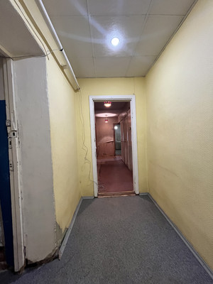 Продам трехкомнатную (3-комн.) квартиру, Пискунова ул, 33, Нижний Новгород г