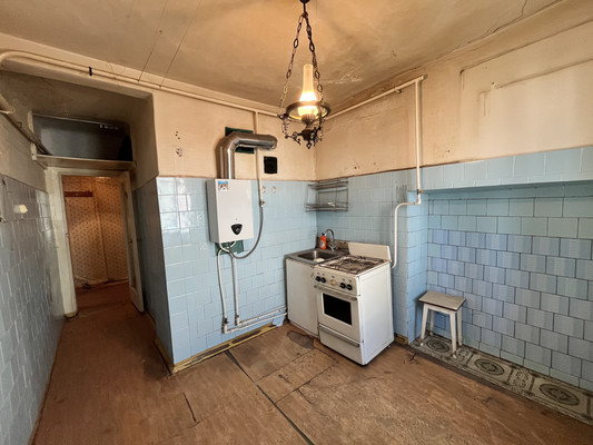 Продам трехкомнатную (3-комн.) квартиру, Пискунова ул, 33, Нижний Новгород г