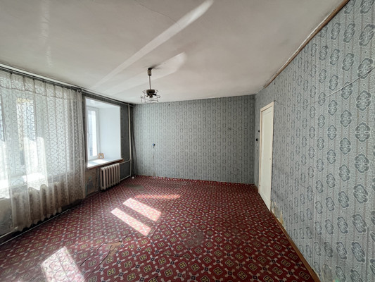 Продам трехкомнатную (3-комн.) квартиру, Пискунова ул, 33, Нижний Новгород г