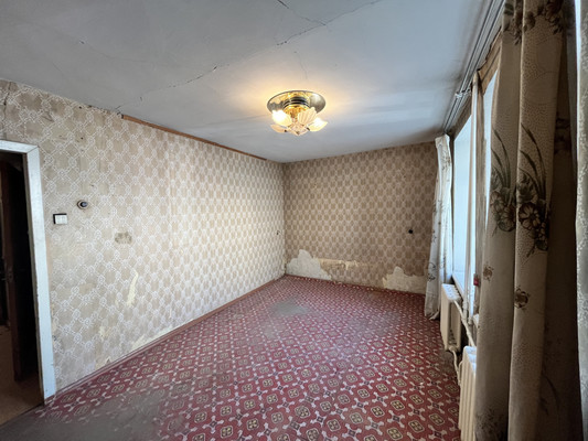 Продам трехкомнатную (3-комн.) квартиру, Пискунова ул, 33, Нижний Новгород г