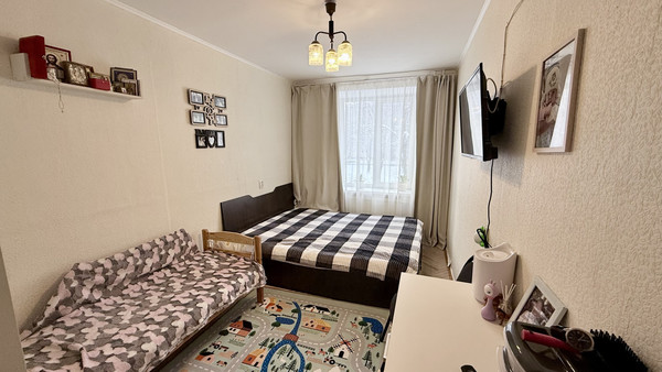 Продам двухкомнатную (2-комн.) квартиру, Алексея Толстого б-р, 3, Пушкин г