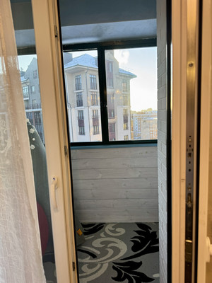 Продам двухкомнатную (2-комн.) квартиру, Артиллерийская ул, 79, Калининград г