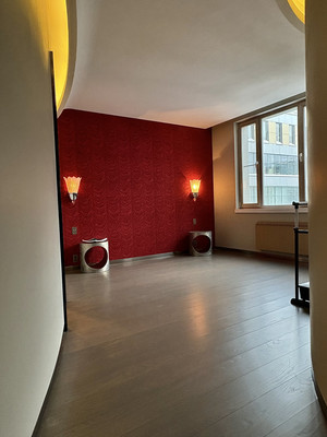 Продам трехкомнатную (3-комн.) квартиру, Шаболовка ул, 10к1, Москва г