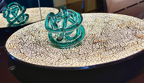 Продам трехкомнатную (3-комн.) квартиру, Шаболовка ул, 10к1, Москва г