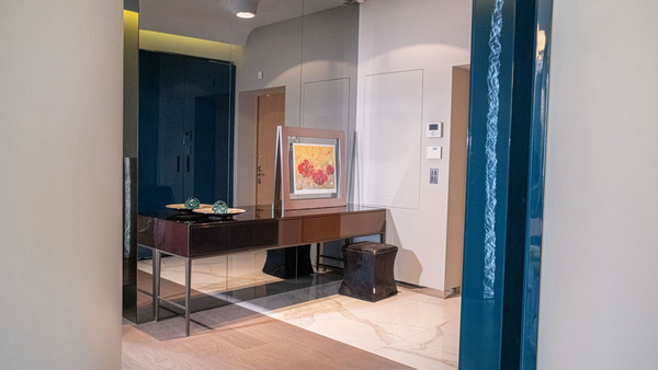 Продам трехкомнатную (3-комн.) квартиру, Шаболовка ул, 10к1, Москва г