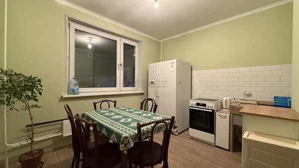 Продам двухкомнатную (2-комн.) квартиру, Таллинская ул, 2, Москва г