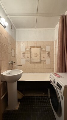 Продам двухкомнатную (2-комн.) квартиру, Таллинская ул, 2, Москва г